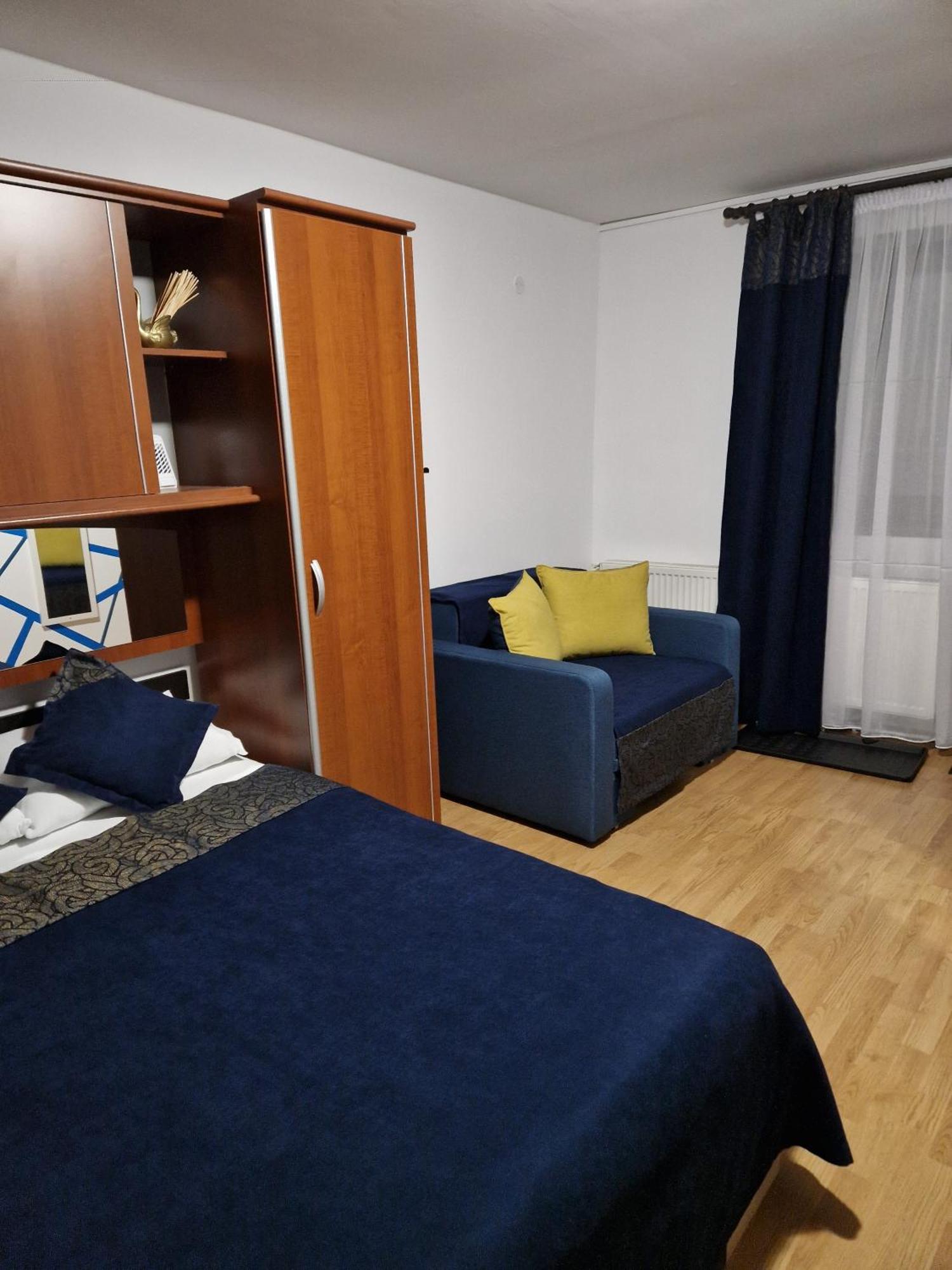 Rasnov Retreat Hotel Exterior photo